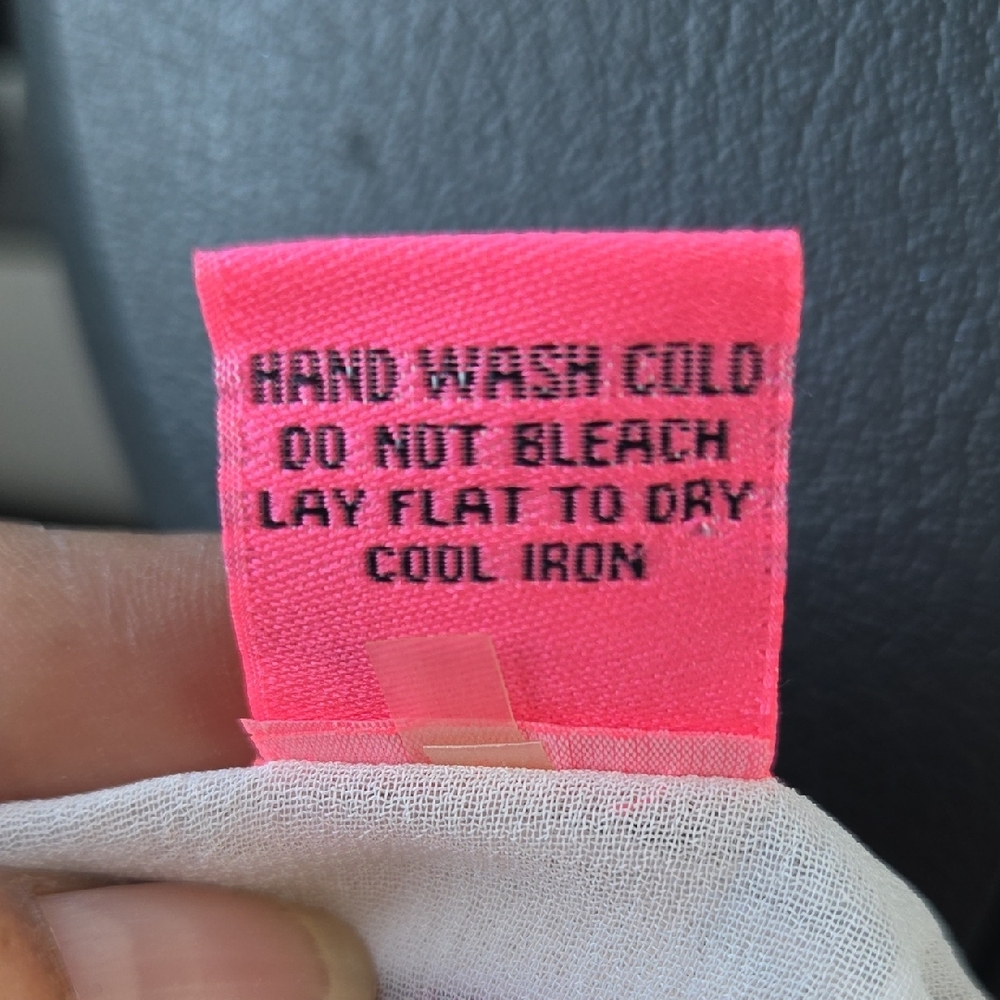 Betsey Johnson Pink and White Sheer Kimono - Picture 5 of 5